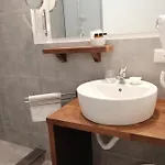 Mava Katanya