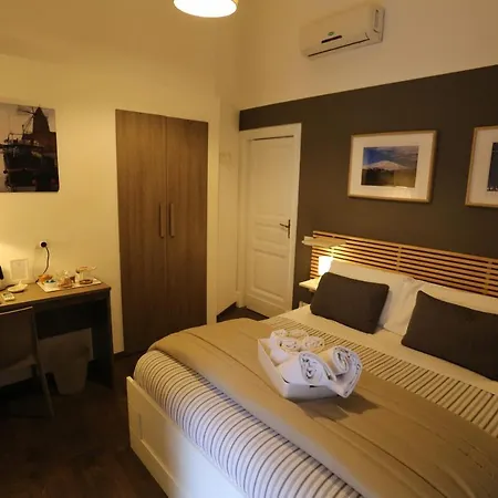 Mava Frühstückspension 4*